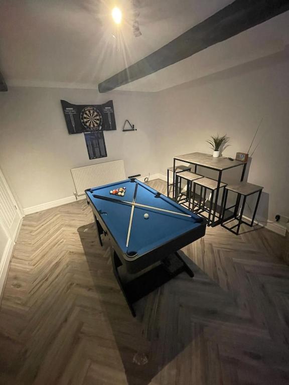 Quirky Cottage In The Centre Of Penrith With A Hot Tub Exterior photo